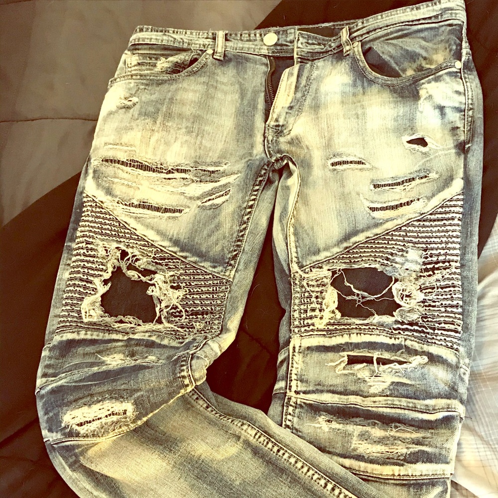 Men Ripped distressed Skinny jeans